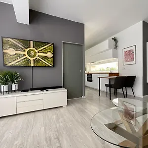 https://luxury-low-cost-apartment-in-the-heart-of-santa-cruz-de.tenerifehoteles.net